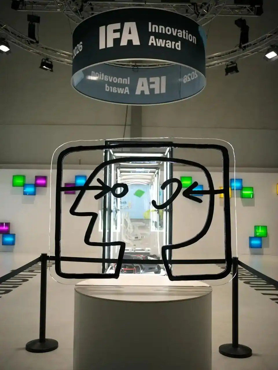 扫地机器人