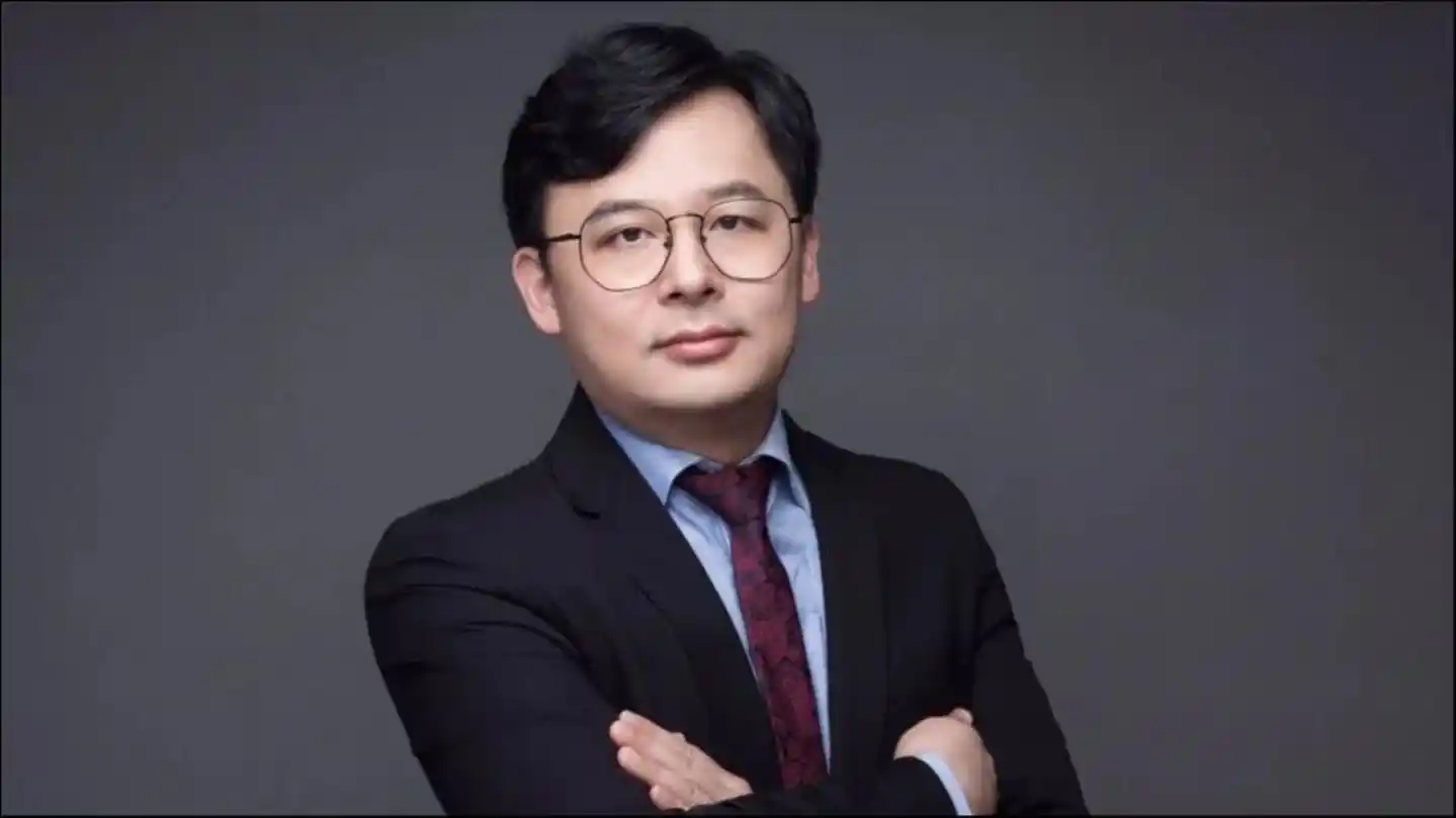 人形机器人